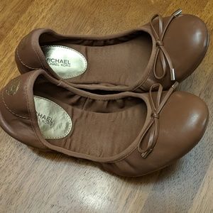 Michael Kors NWOT ballet flats size 9
